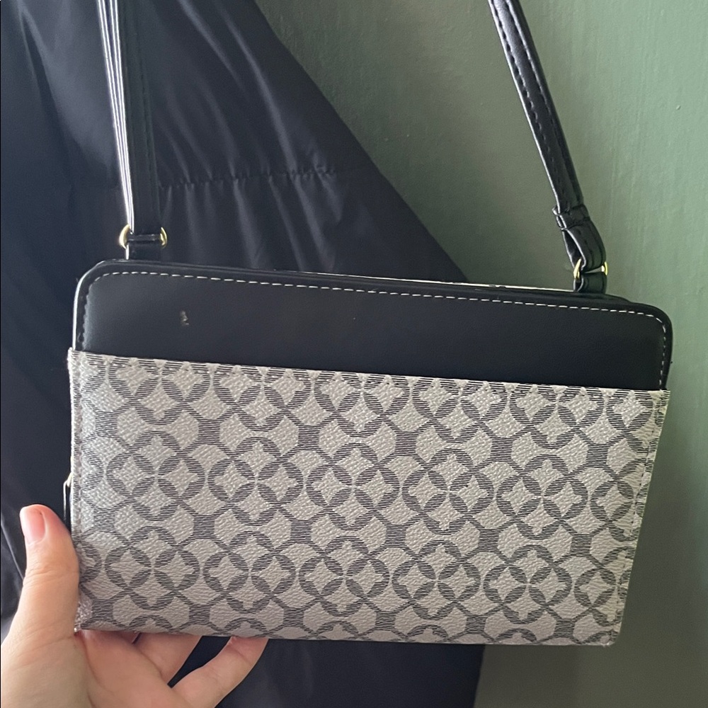 Elegant Black and Gray Patterned Women's Bag
